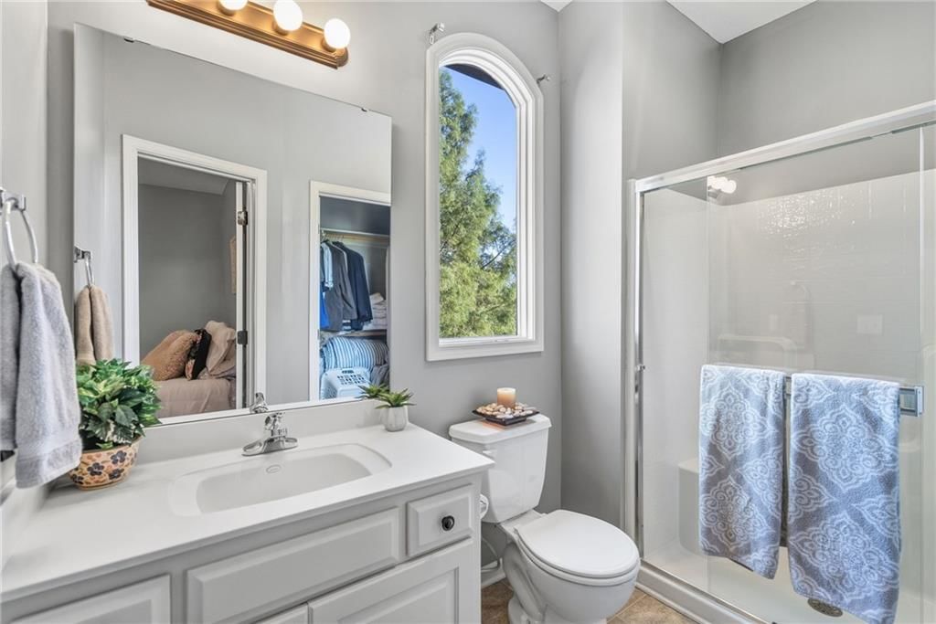 Photo 28 of 45 - 8614 Houston Street, Lenexa, KS 66227