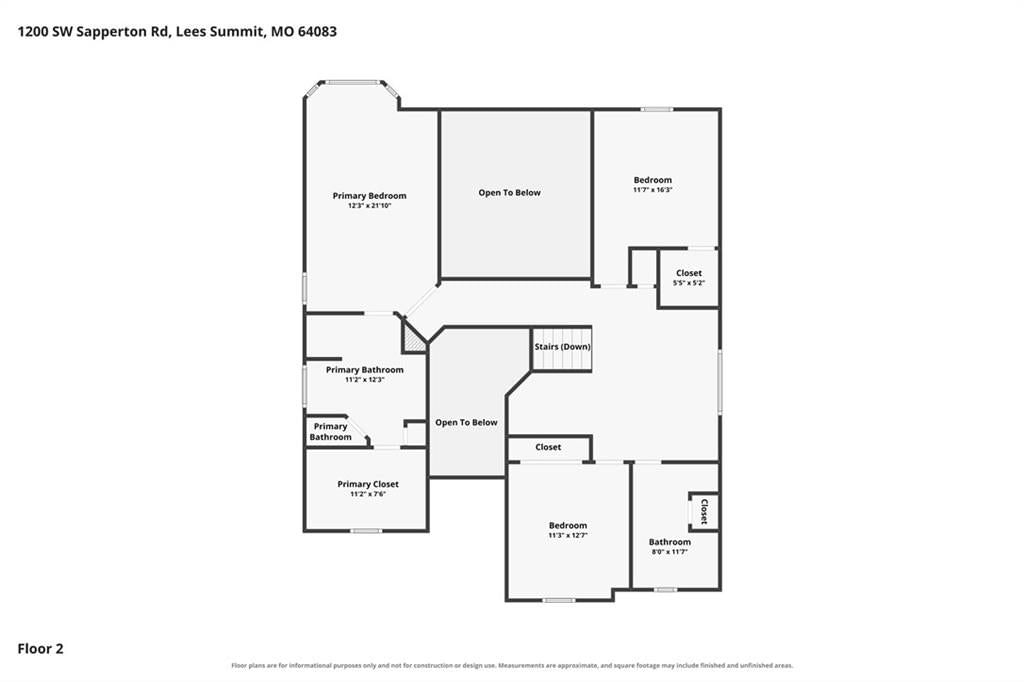 Big backyard, fenced yard and vinyl fence at 1200 SW Sapperton Road, Lee's Summit, MO 64083