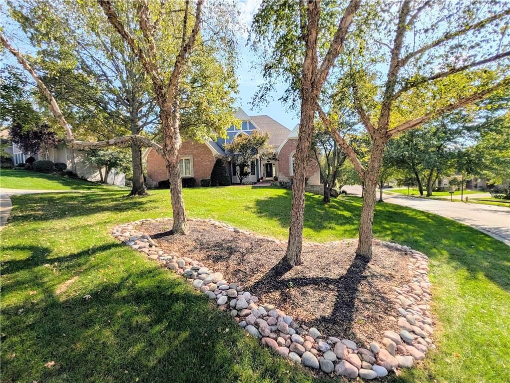 8436 Pflumm Circle, Lenexa, KS: listing photo 3