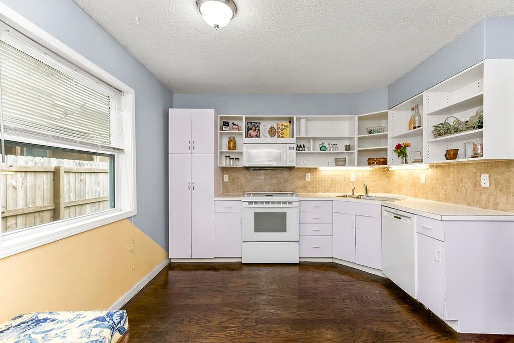821 S Boeke Street — photo 13