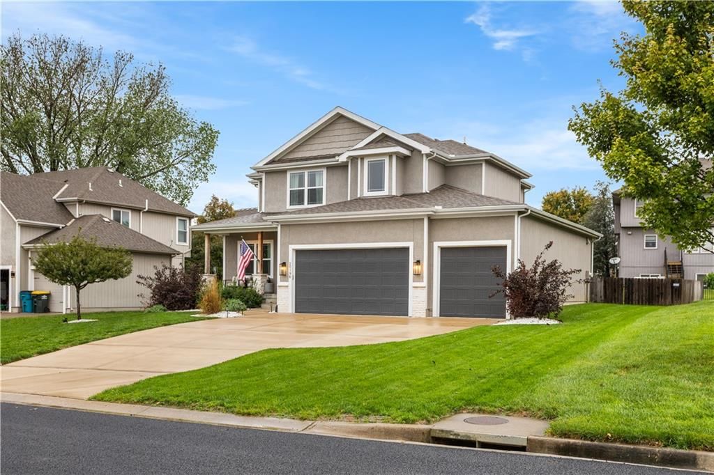 20196 W 224th Terrace, Spring Hill, KS: listing photo 2