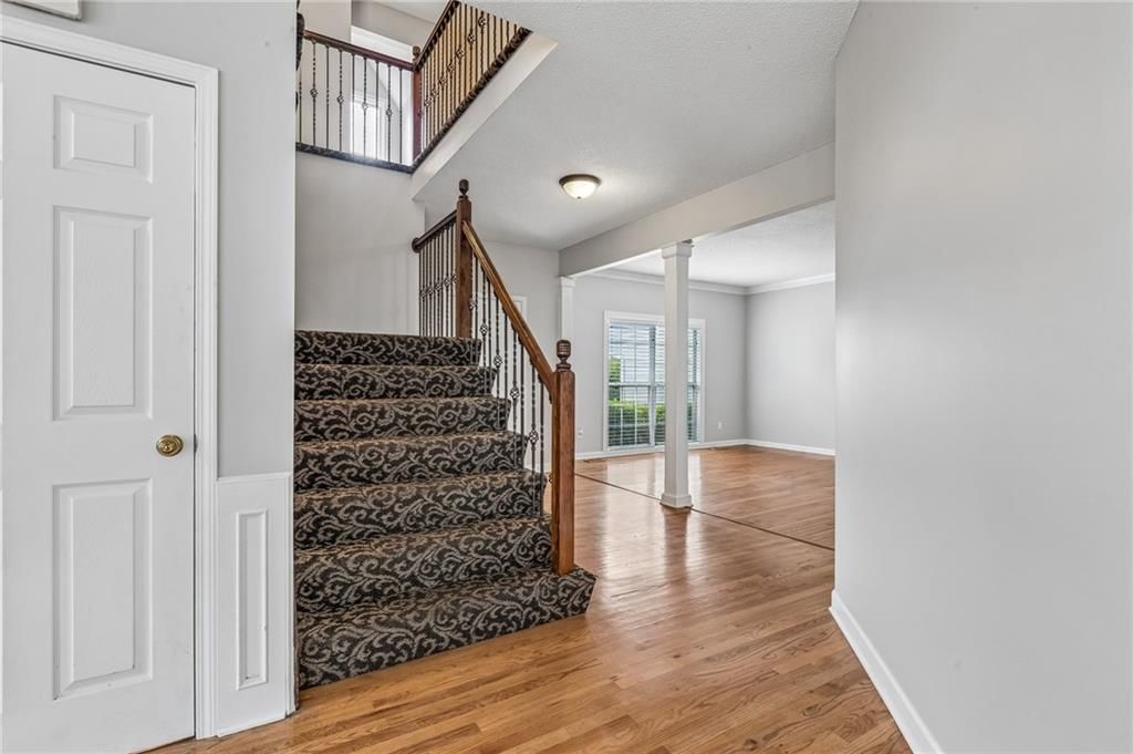 Photo 13 of 45 - 8925 W 132nd Terrace, Overland Park, KS 66213