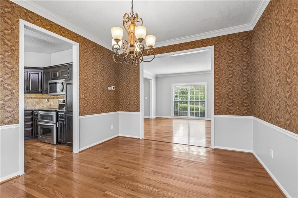 Photo 16 of 45 - 8925 W 132nd Terrace, Overland Park, KS 66213