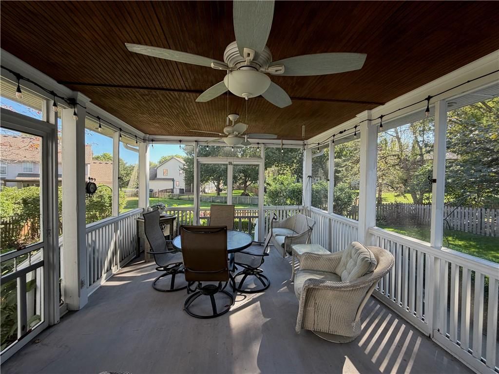 Photo 29 of 32 - 9339 Hall Drive, Lenexa, KS 66219