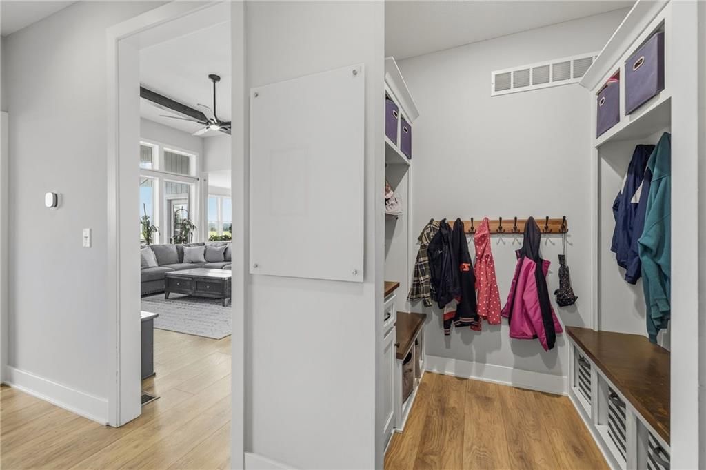 9517 Ingrid Street — photo 34