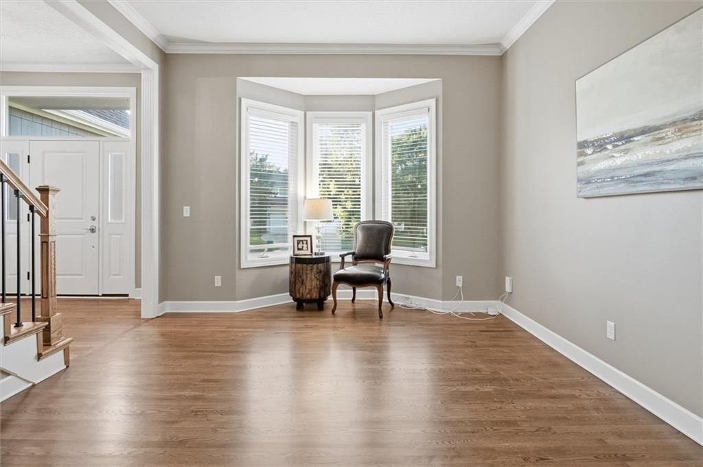 Photo 3 of 38 - 8412 W 129 Terrace, Overland Park, KS 66213