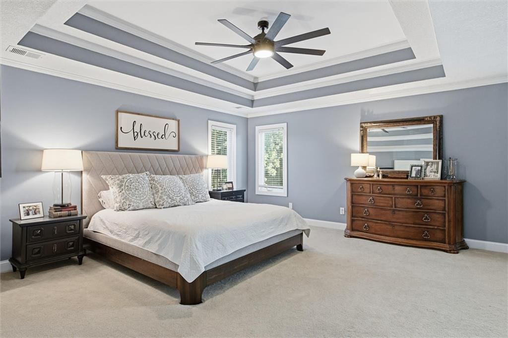 Photo 14 of 38 - 8412 W 129 Terrace, Overland Park, KS 66213