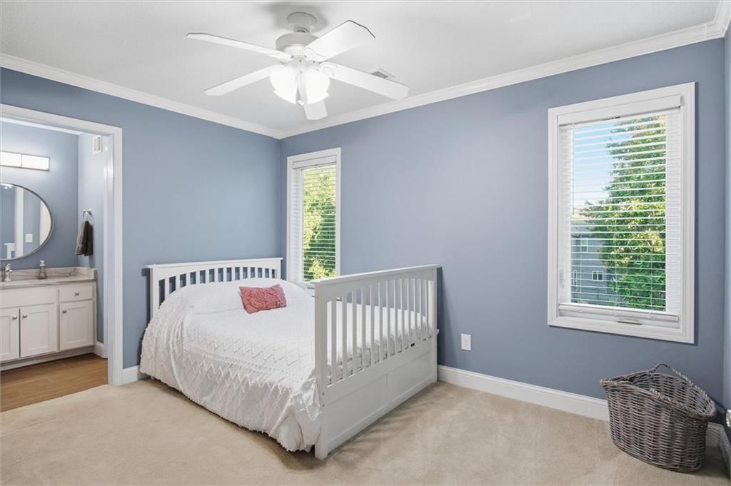 Photo 24 of 38 - 8412 W 129 Terrace, Overland Park, KS 66213