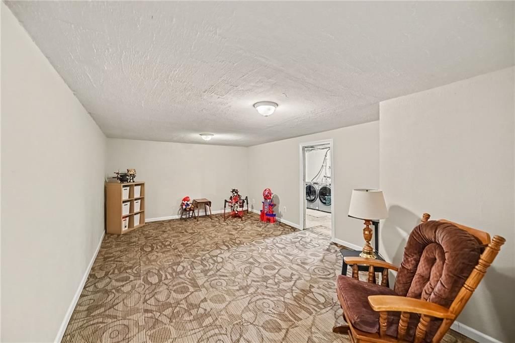 19308 Snow Road — photo 6