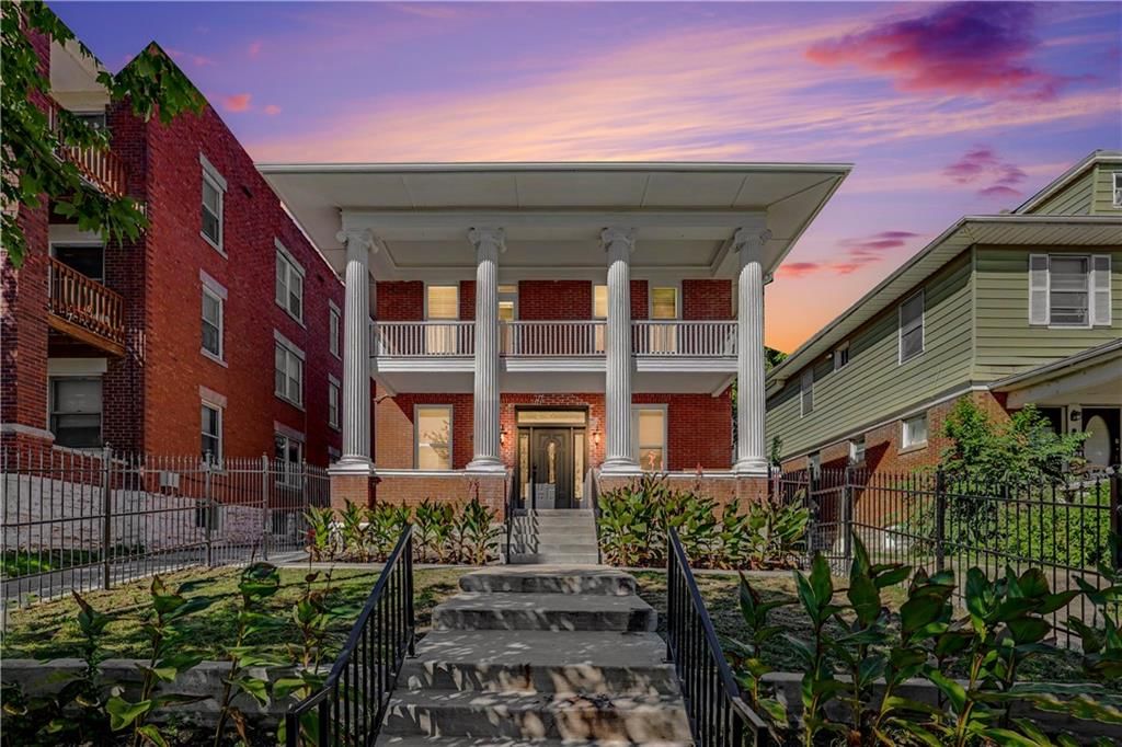 300 W 34 Street, Kansas City, MO: listing photo 3