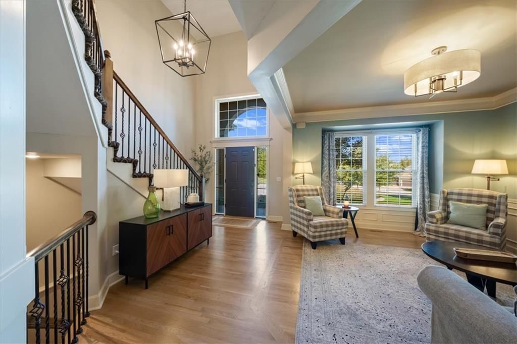 Photo 5 of 63 - 23811 W 121st Street, Olathe, KS 66061