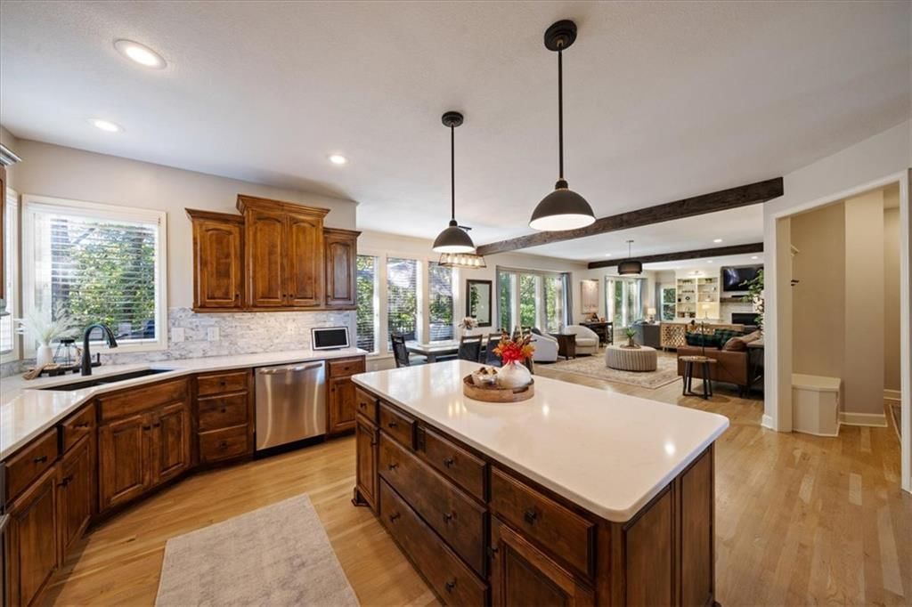 Photo 10 of 63 - 23811 W 121st Street, Olathe, KS 66061