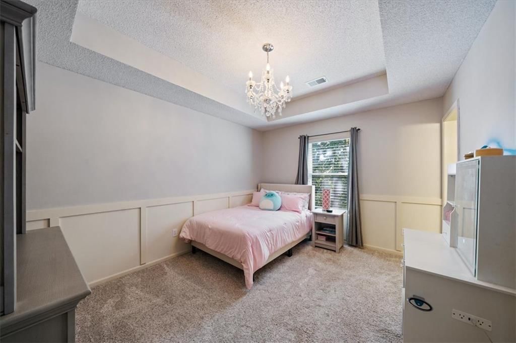 Photo 30 of 63 - 23811 W 121st Street, Olathe, KS 66061