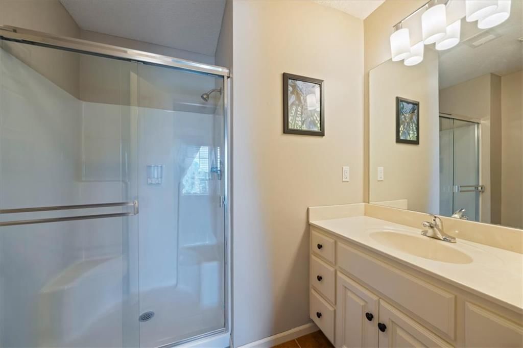 Photo 32 of 63 - 23811 W 121st Street, Olathe, KS 66061