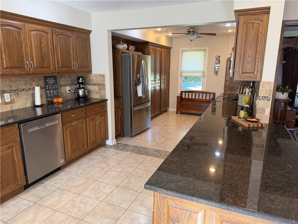 1917 Thornton Street, Leavenworth, KS: listing photo 3