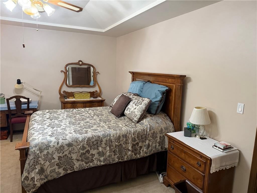 Photo 13 of 39 - 1917 Thornton Street, Leavenworth, KS 66048