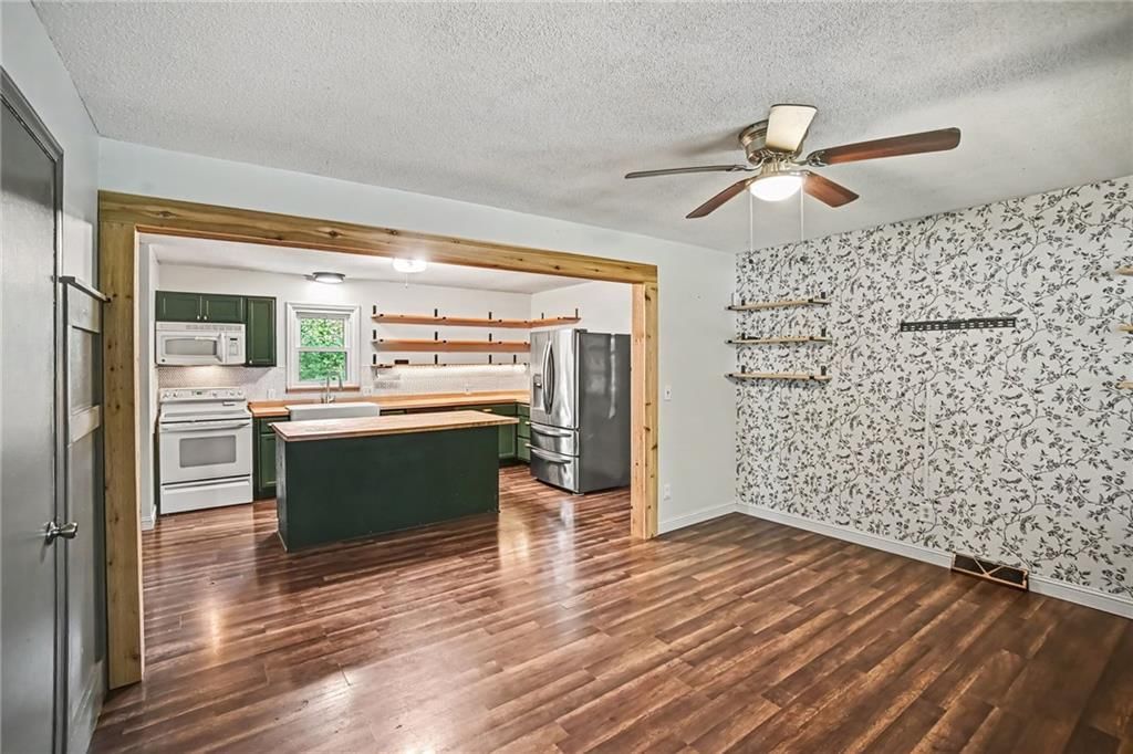 206 Vine Street — photo 9