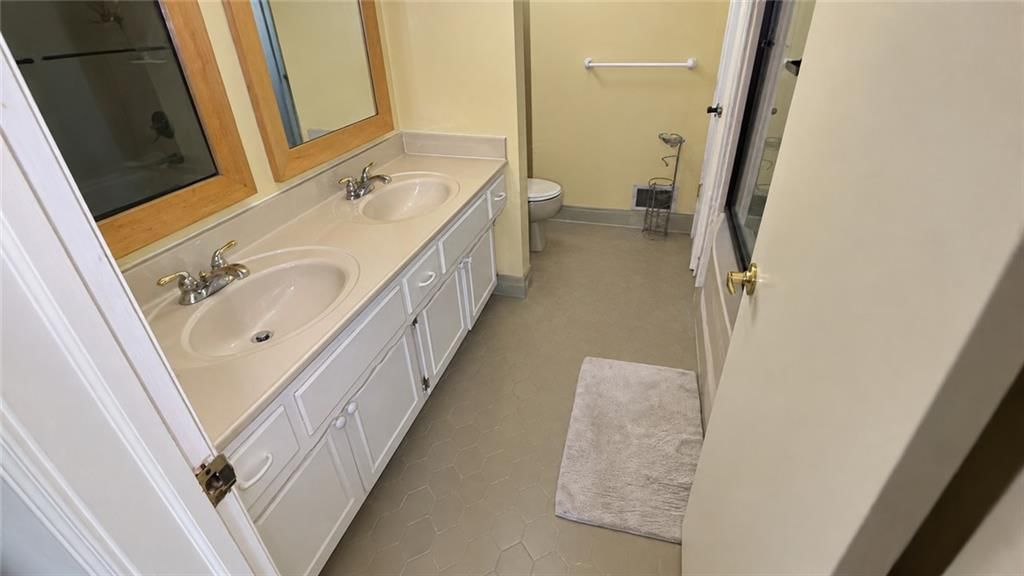 12836 Saint Andrews Drive — photo 20