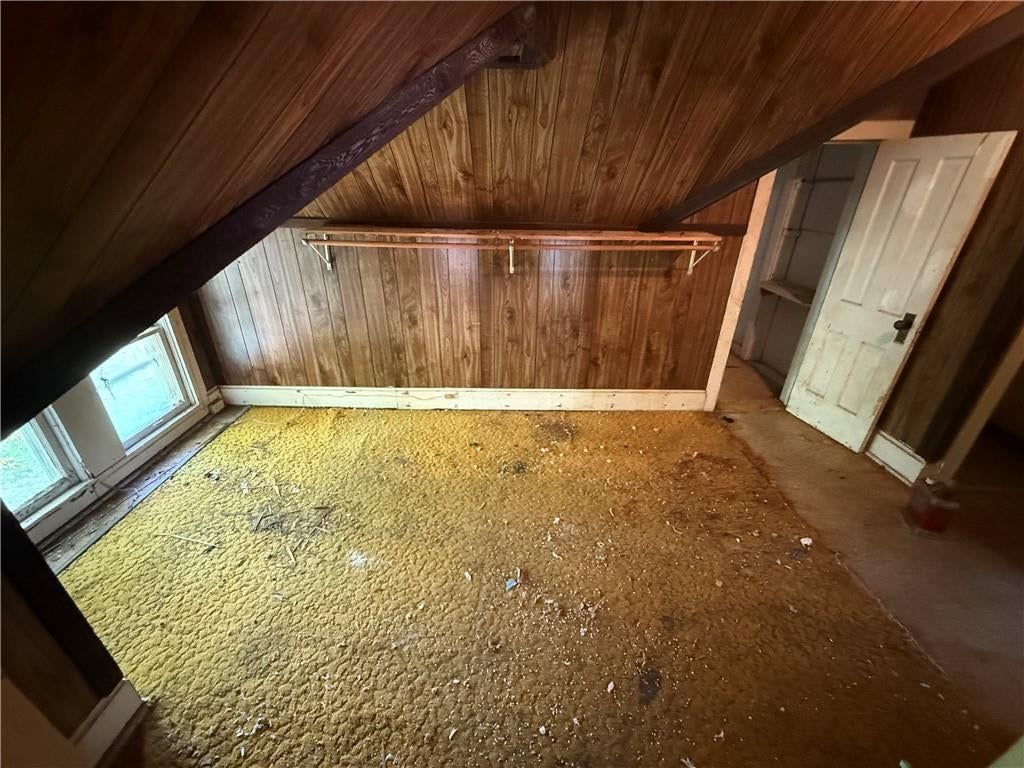 Photo 28 of 41 - 503 Benton Avenue, Excelsior Springs, MO 64024