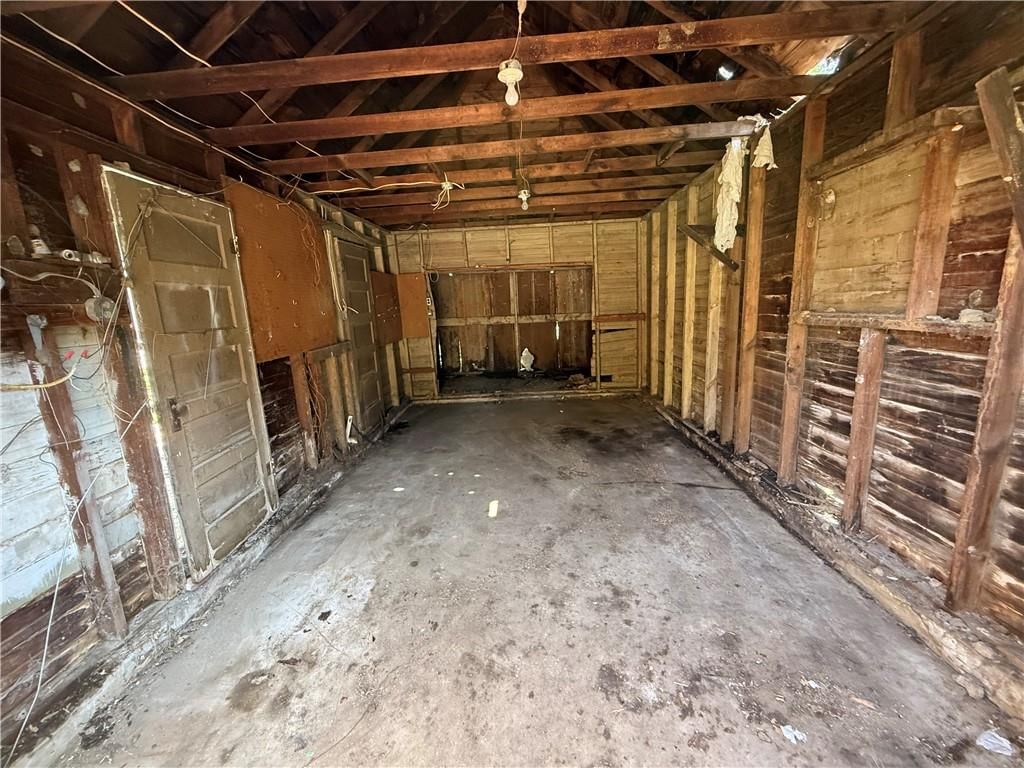 Photo 40 of 41 - 503 Benton Avenue, Excelsior Springs, MO 64024