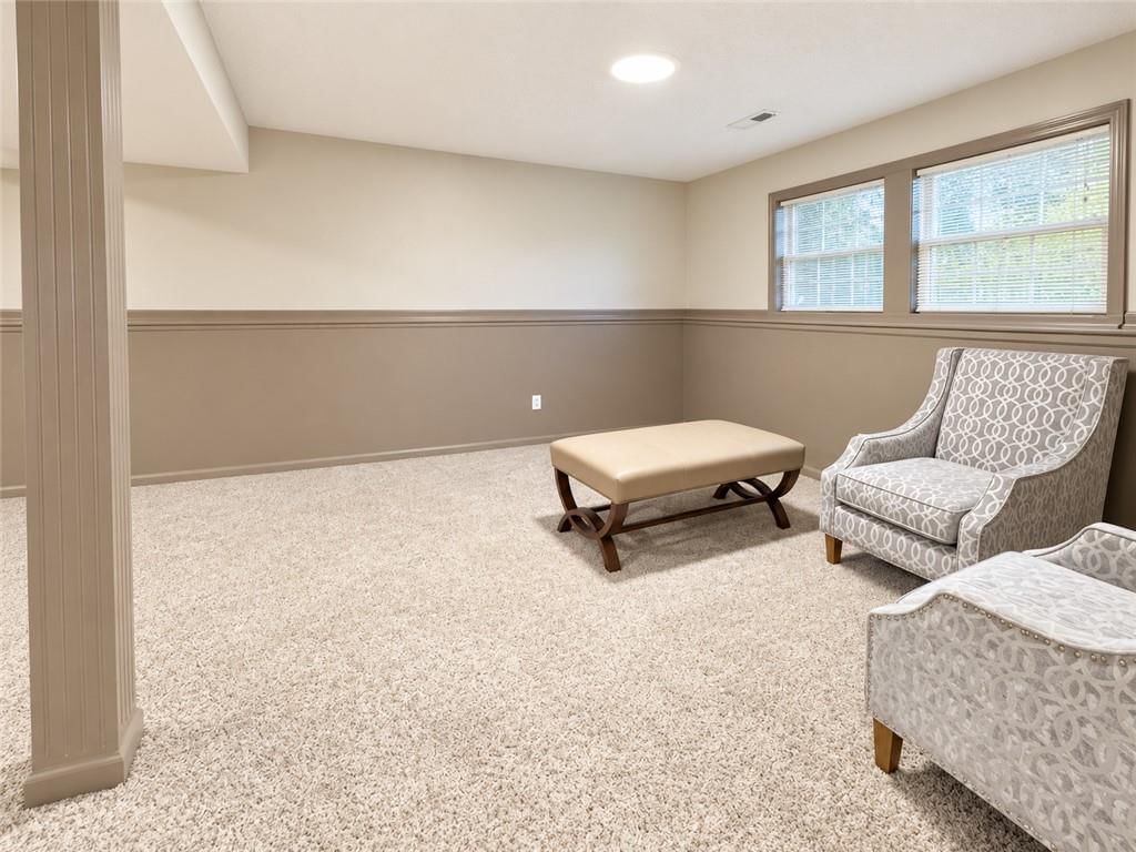10430 N Tracy Avenue — photo 16