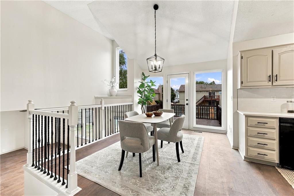 718 Shiloh Drive — photo 11