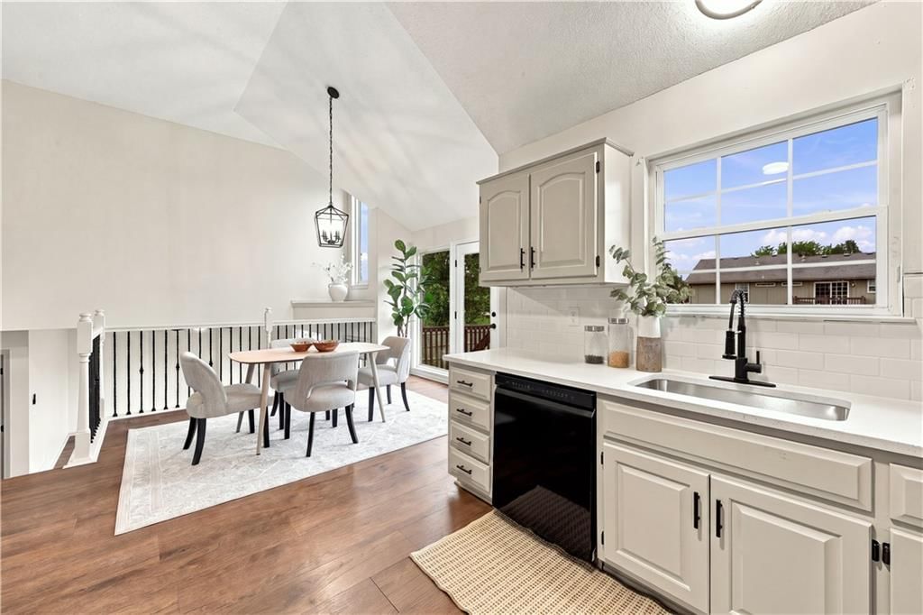 718 Shiloh Drive — photo 21