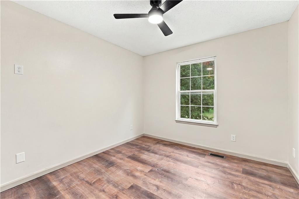 718 Shiloh Drive — photo 35