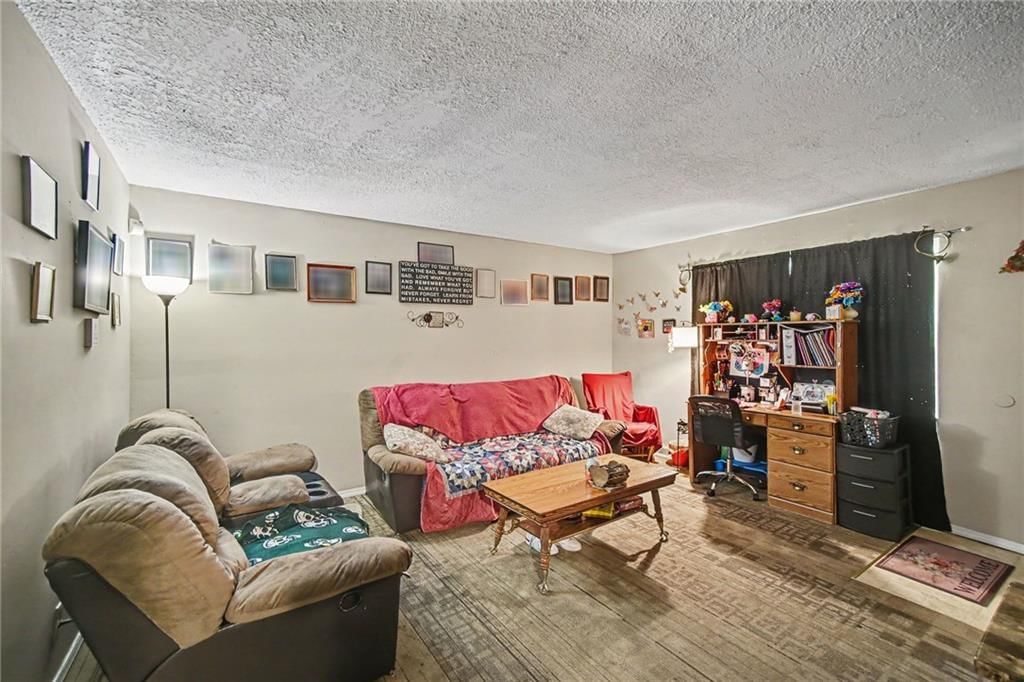 6109 Farrow Avenue — photo 11