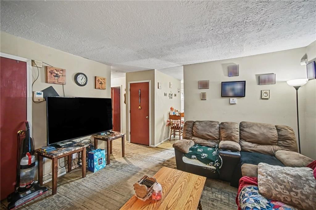 6109 Farrow Avenue — photo 12