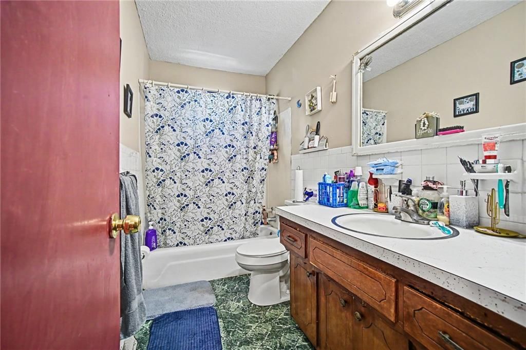 6109 Farrow Avenue — photo 18