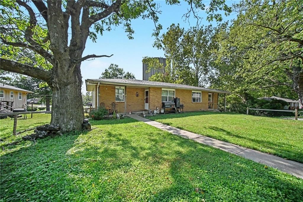 6109 Farrow Avenue — photo 24