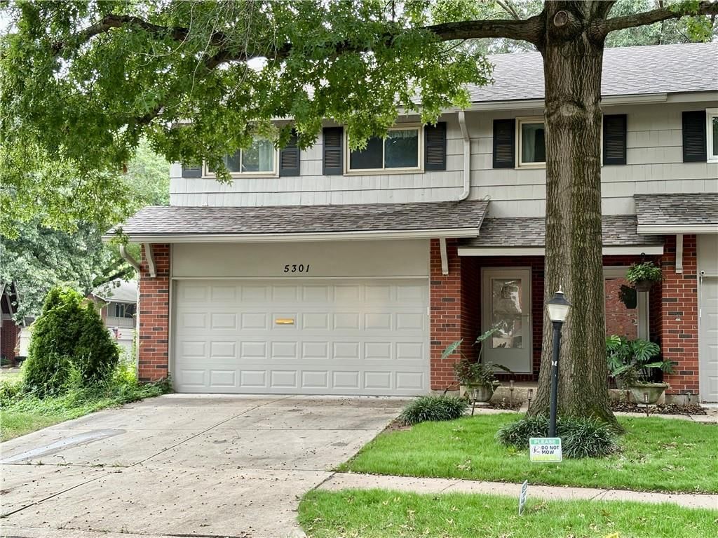 5301 W 103 Place, Overland Park, KS 66207