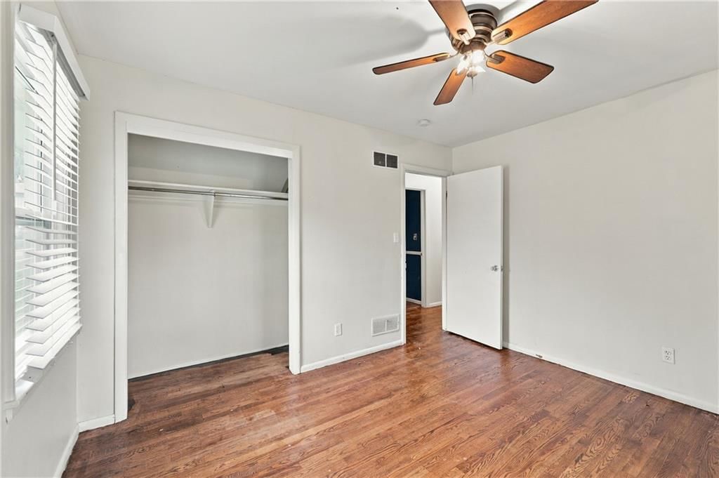 9416 Manchester Avenue — photo 10