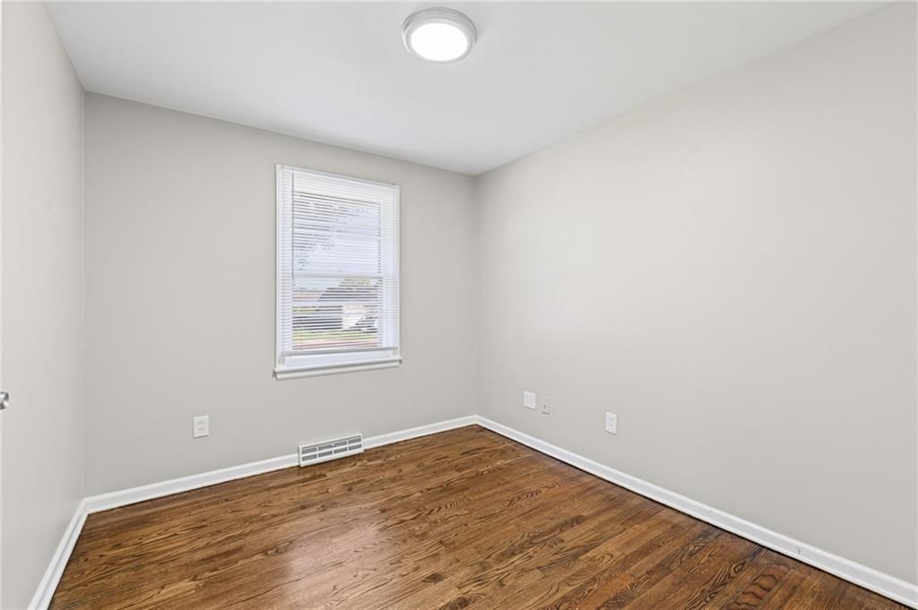 8612 Crescent Avenue — photo 19