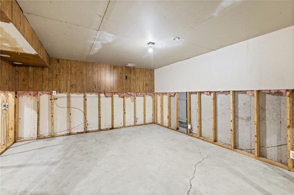 8612 Crescent Avenue — photo 25