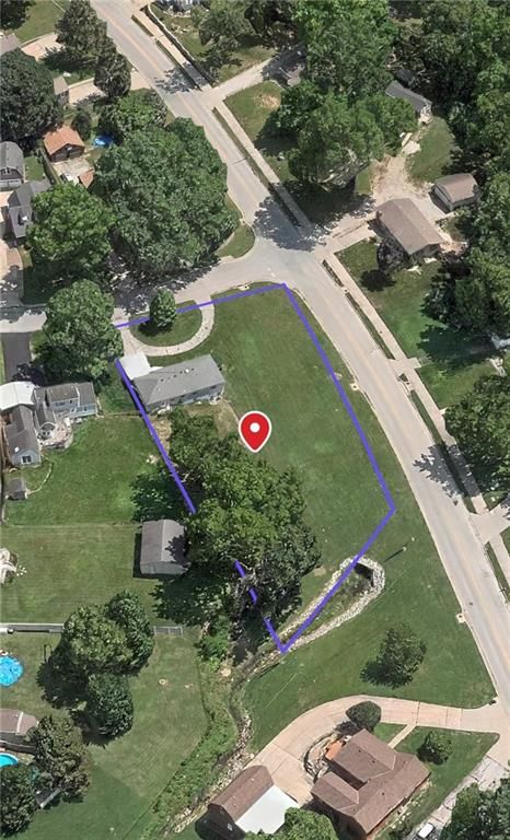Photo 32 of 35 - 801 W 27th Street S, Independence, MO 64052
