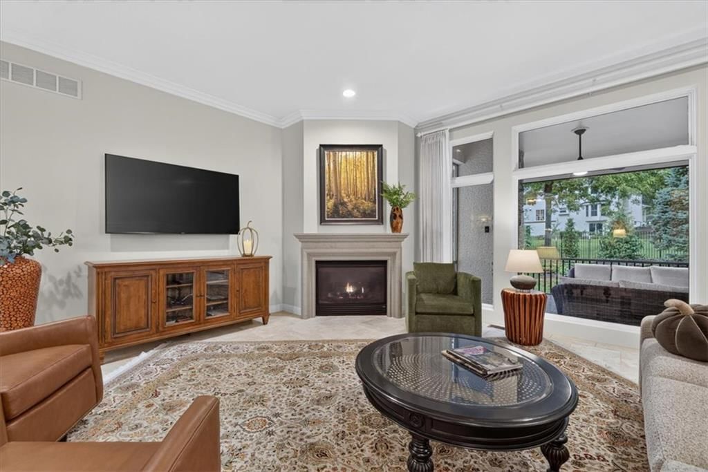 15216 Fontana Street — photo 12