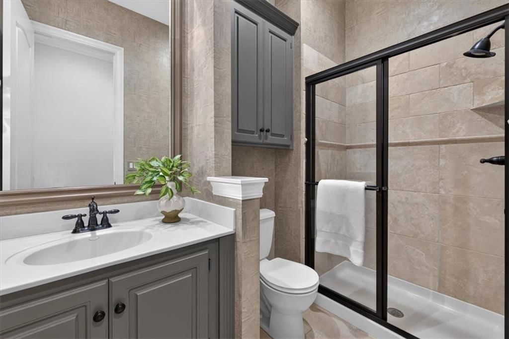 15216 Fontana Street — photo 44