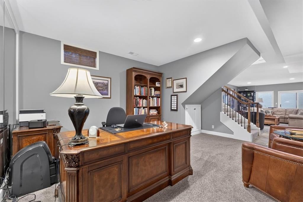 15216 Fontana Street — photo 47
