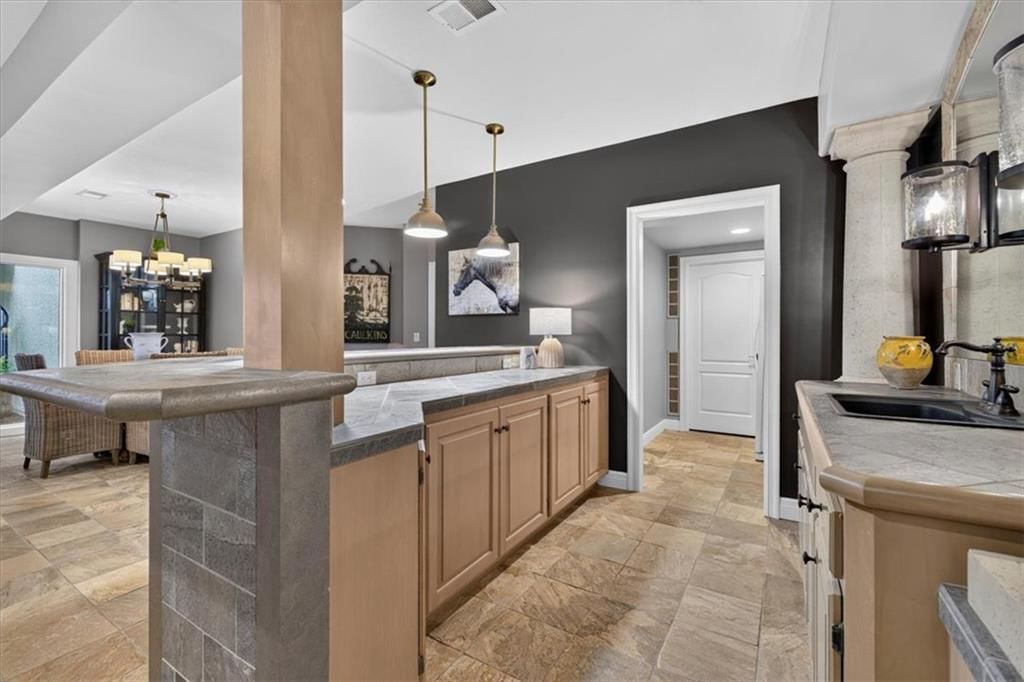 15216 Fontana Street — photo 48