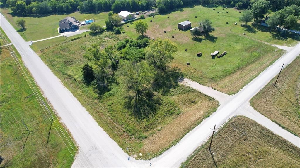 31065 W 199th Street, Edgerton, KS