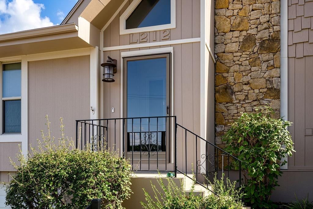Photo 5 of 55 - 212 L Street, Lake Lotawana, MO 64086