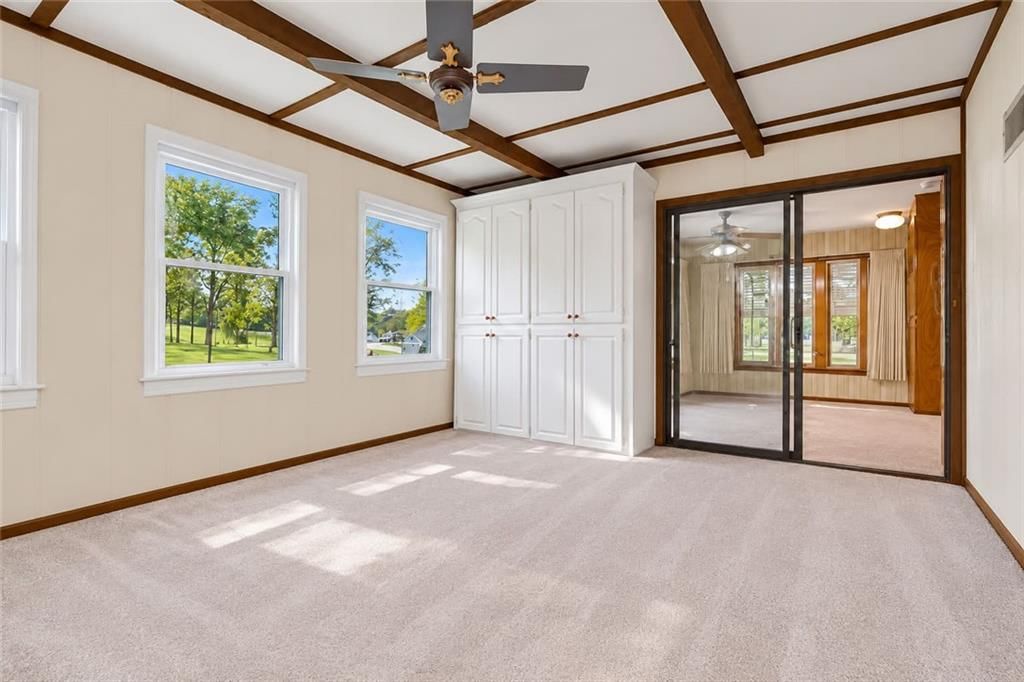 Photo 18 of 55 - 212 L Street, Lake Lotawana, MO 64086