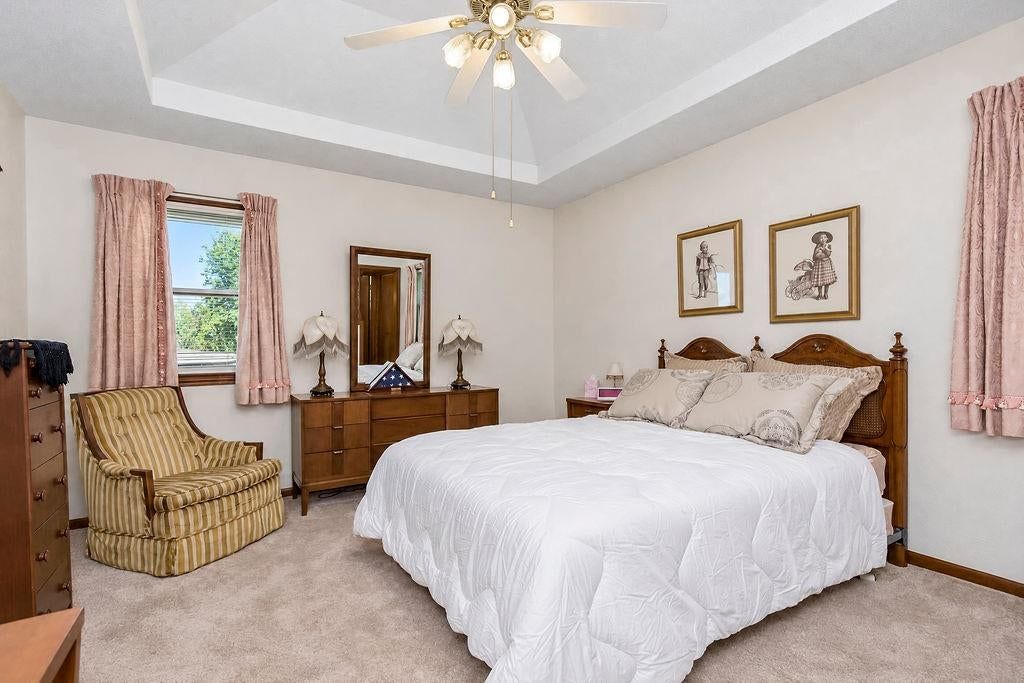 Photo 23 of 55 - 212 L Street, Lake Lotawana, MO 64086