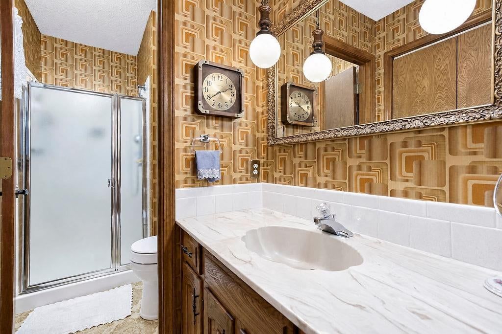 Photo 27 of 55 - 212 L Street, Lake Lotawana, MO 64086