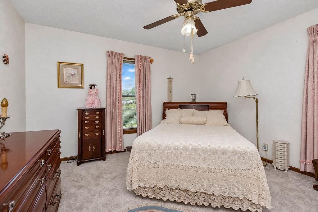 Photo 29 of 55 - 212 L Street, Lake Lotawana, MO 64086