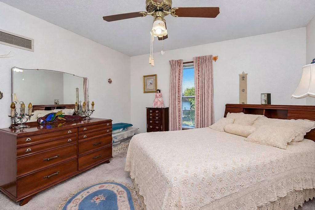 Photo 30 of 55 - 212 L Street, Lake Lotawana, MO 64086