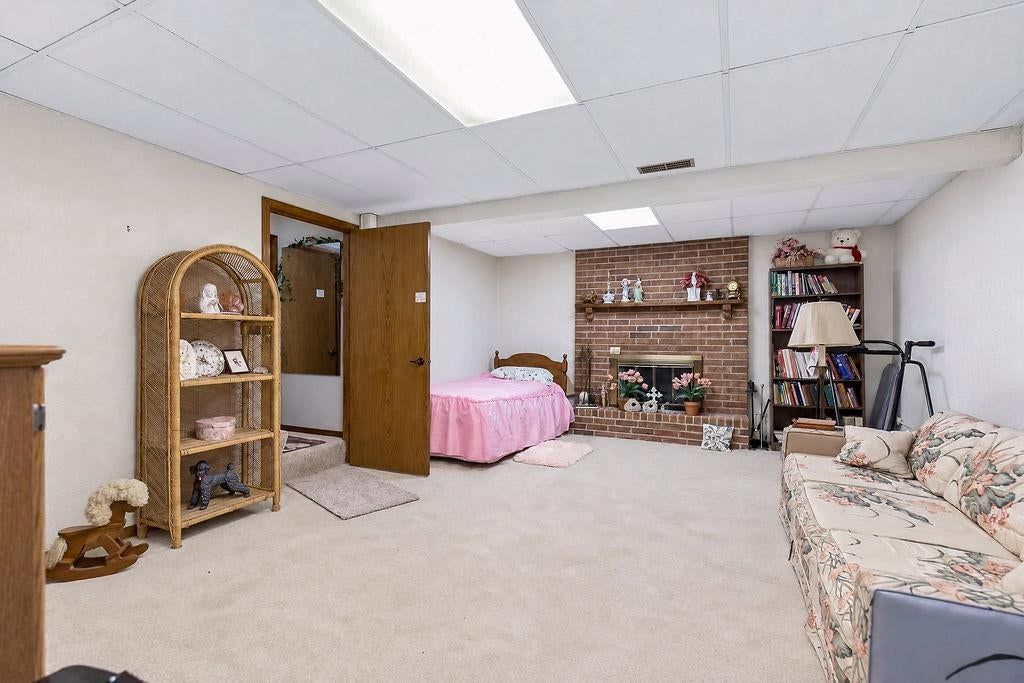 Photo 32 of 55 - 212 L Street, Lake Lotawana, MO 64086