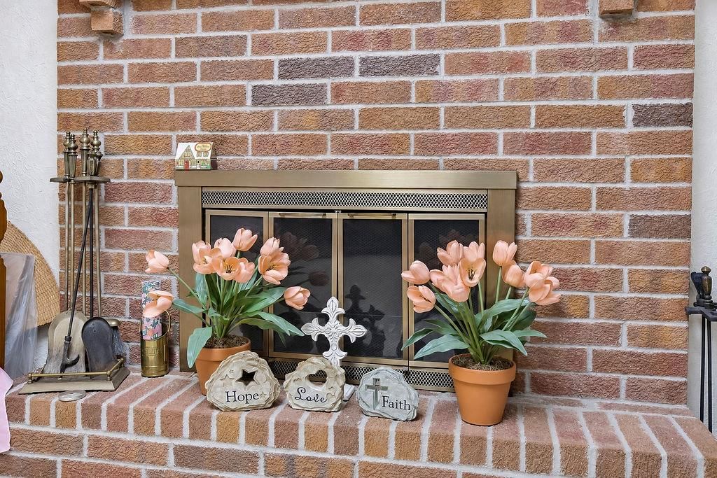 Photo 34 of 55 - 212 L Street, Lake Lotawana, MO 64086